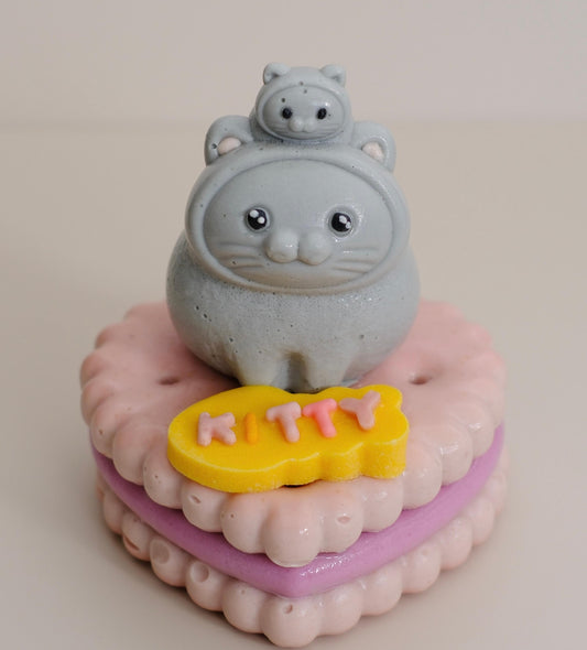 Chubby Kitty